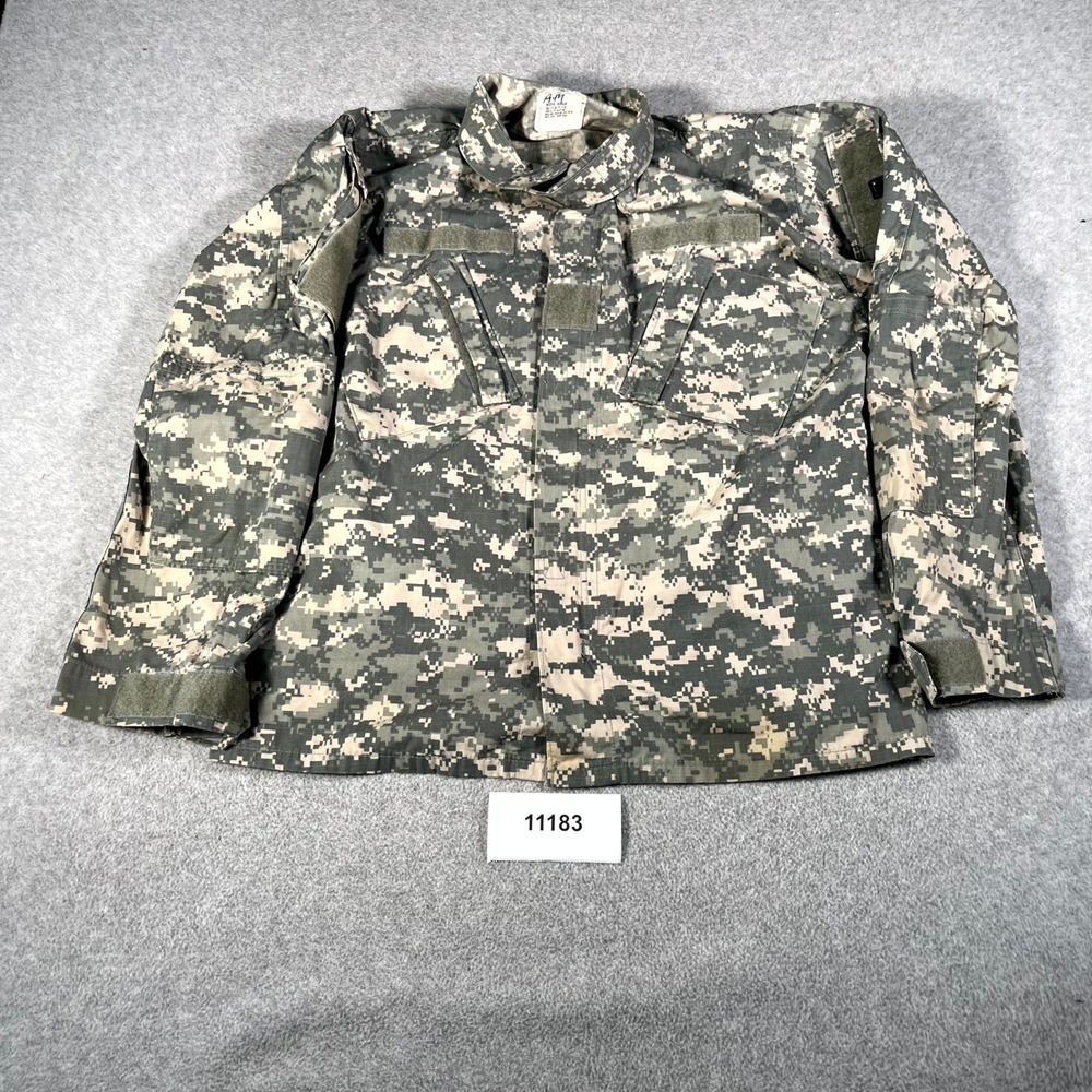 Men's U.S. Army Combat Uniform Coat Medium Digi Camo Ripstop Hook & Loop